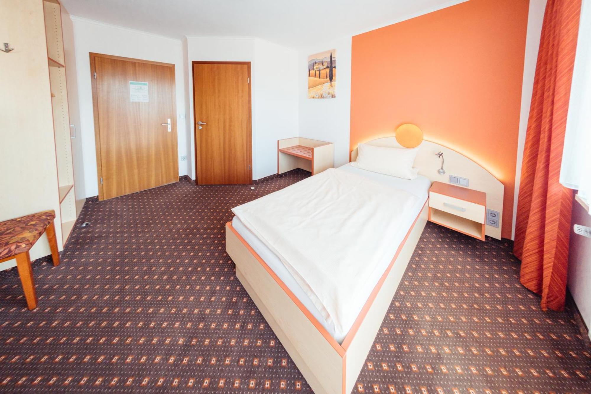 Hotel Sonnental Neusorg Eksteriør bilde